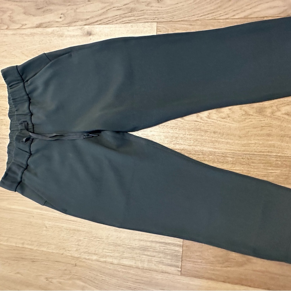 lululemon athletica Olive Green Cropped Jogger Pants